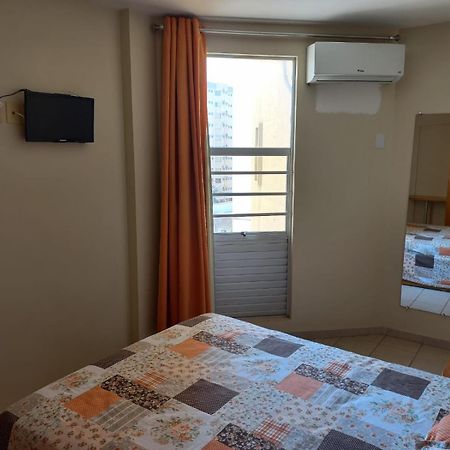 Prive Das Thermas 01 - Ar Split Nos 2 Quartos, Ventilador Na Sala, Purificador Soft Gelada Natural Caldas Novas Exterior foto